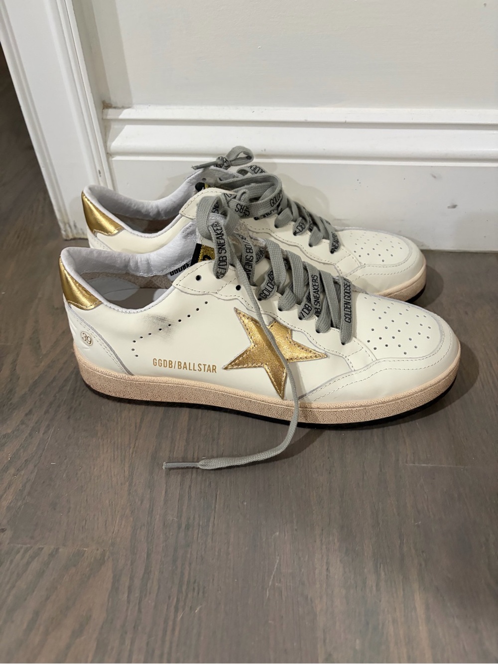 Golden Goose Cream Leather Sneakers with Gold Star and Heel